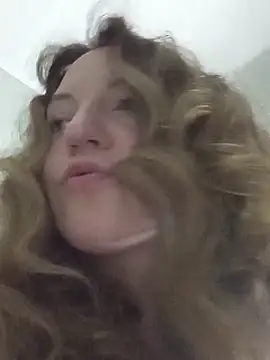 Chat +18 de KattyLuuu ao vivo