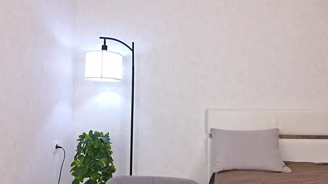 NyraVesperis Live XXX Chat