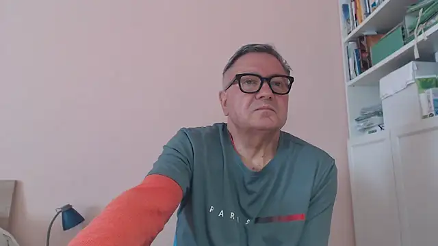 YOU6me Chat XXX live