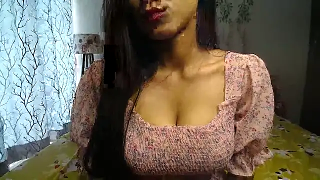 _Shanvii_'s Live XXX Chat