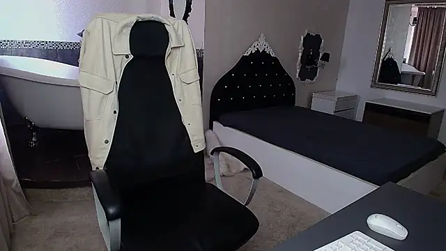 MicahLane Webcam show