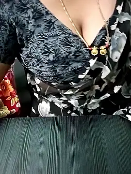 XXX chat uživo modela your-sameera