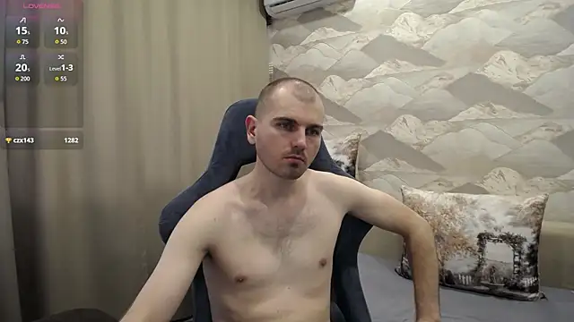 Show de SerzhKorol1 na webcam