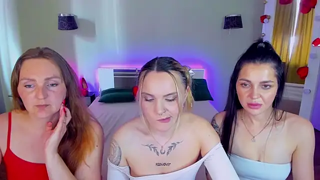 Chat XXX en directo de MagicEyess
