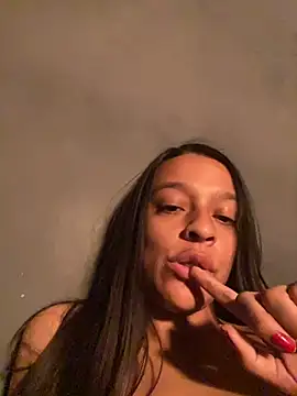 OrianaXclusive élő XXX-chatje