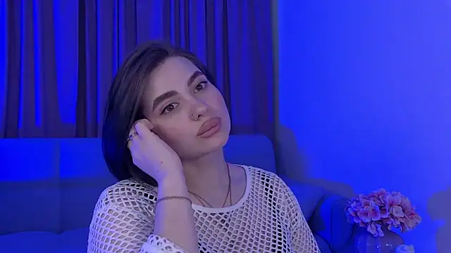 AdrianaToress élő XXX-chatje