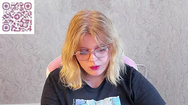 luna_c0ra live XXX chat