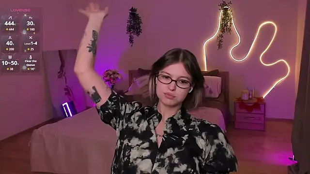 Lisa_Blossom's Live XXX Chat