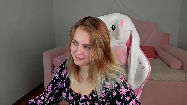 EllaBells Chat XXX in diretta