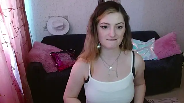 Arielsssplash Chat XXX in diretta