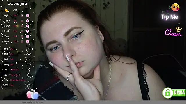 Chat +18 de Alicia_love00 ao vivo