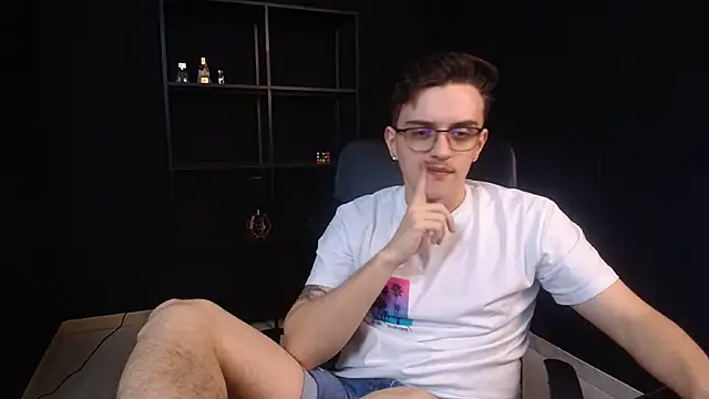 Chat XXX Live FelixStarkk