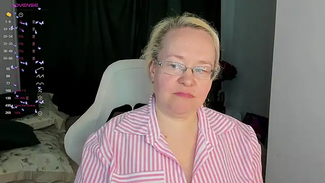 ViolaSmithh's Webcam Show