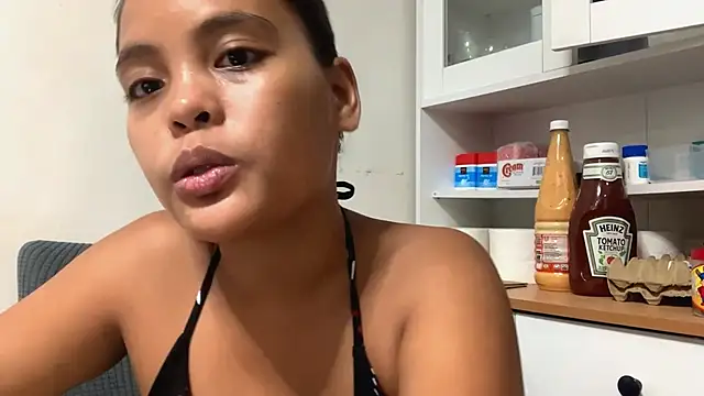 Živý XXX chat Bunny_Kisss
