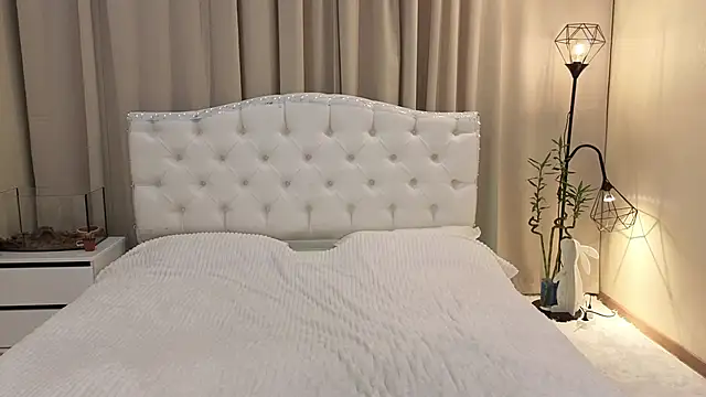دردشة BeataBabe الجنسية المباشرة