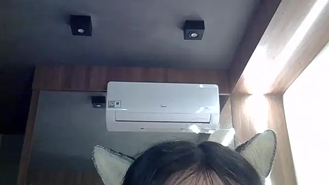 Chat XXX ao vivo de SkinnyKitten