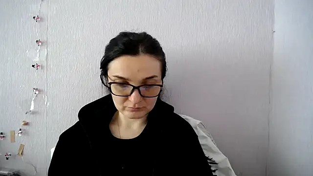 Shiny_gine's Live XXX Chat