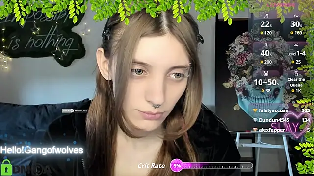 CherryBloom777's Live XXX Chat