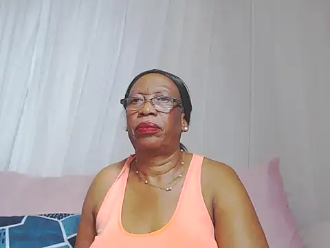 Freakyassnwildx's Live XXX Chat