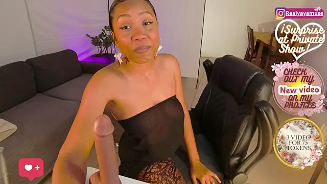 Yayamuse Chat XXX live