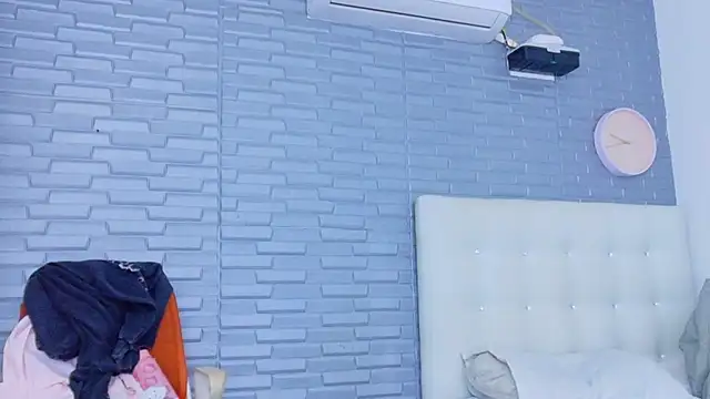 Živý XXX chat pervert_shydoll1