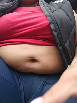 Živý XXX chat SHARAAY__GOLD
