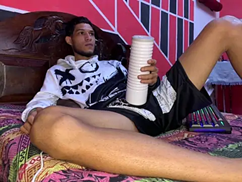 tanned_boy – Live XXX-chat