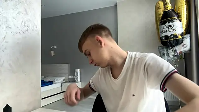 Вебкам-шоу SoloFury