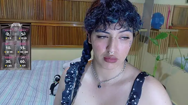 Eli666uwu's Live XXX Chat
