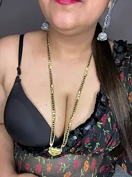 Notty-HotyBhabhi's Live XXX Chat