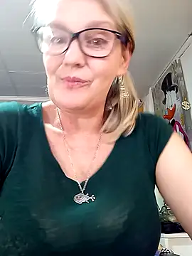 irinamaux live XXX chat
