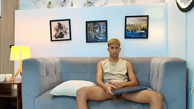 XXX chat uživo modela GOLD_BOYS