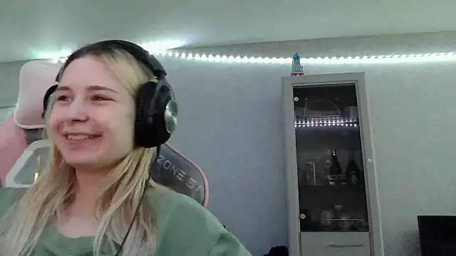 Chat XXX en directo de VladaLevine