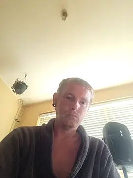 piercingpik webcam show