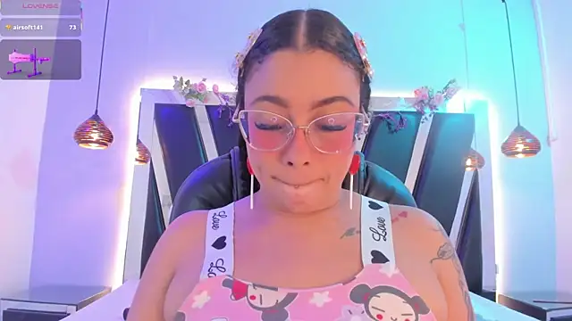 Chat XXX Live antonelllepiercee