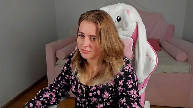 XXX chat uživo modela EllaBells