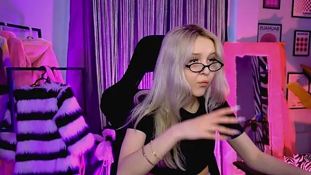 MaoqiBeverly Live XXX-Chat