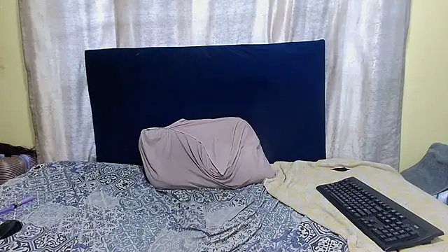 Czat XXX na żywo – KinkyTrans23