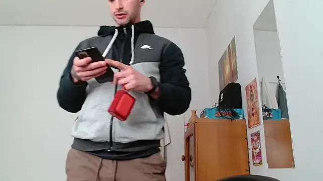 Show modela OskarBreno na web-kameri