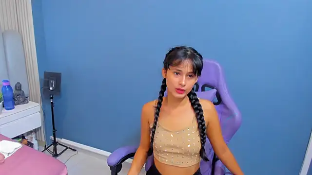 luly_dreams Obrolan Langsung XXX