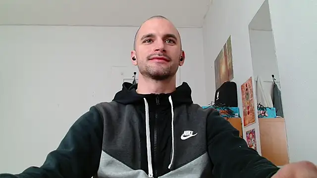 OskarBrenon Webbikameraesitys