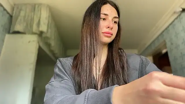 LiluMartiznir Adlı Modelin Canlı XXX Sohbeti