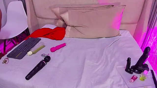 LezyTompson's Live XXX Chat