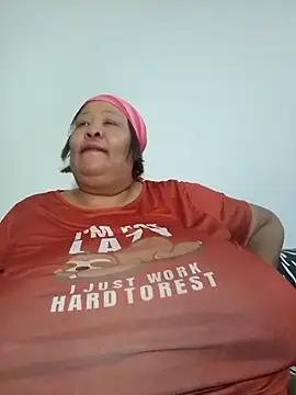 nancy111 élő XXX-chatje