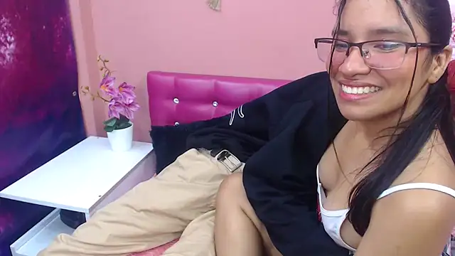 Živý XXX chat spiritedcouplewet