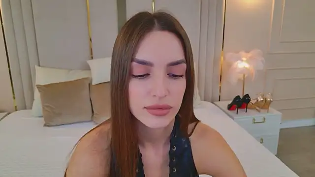 Chat XXX ao vivo de BellaHalles