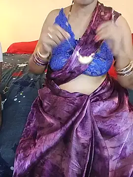 INDIANDESIMATURE élő XXX-chatje