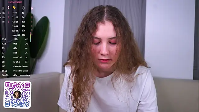 MegganKinson Live XXX-Chat