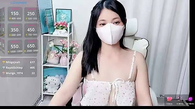 Clover_Nhi – Live XXX-chat