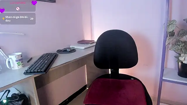 Chatroom XXX en direct de milenahot__69